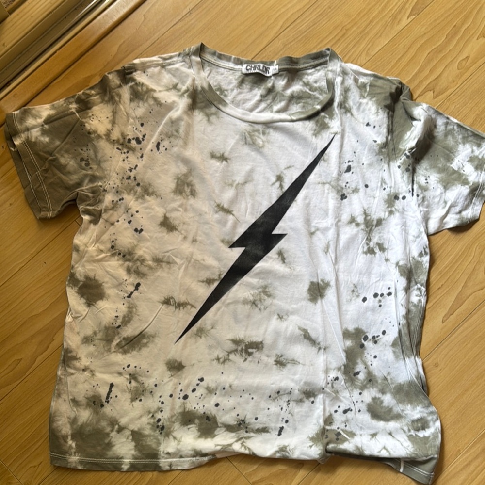 CHRLDR LIGHTNING BOLT SHIRT